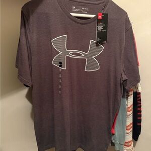 Under Armour Men's Charcoal T-Shirt